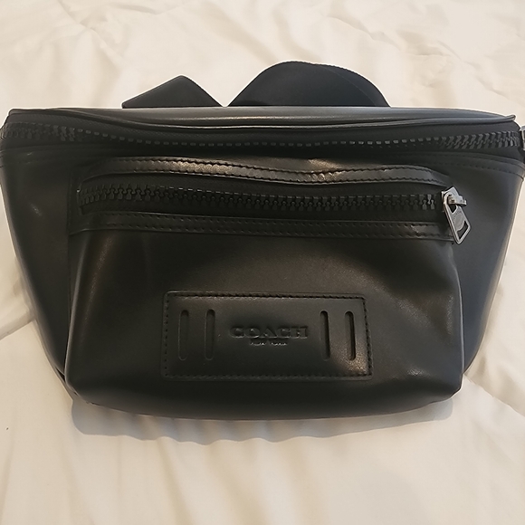Coach Belt Bag - Picture 1 of 3